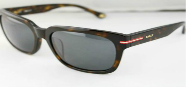 Bally携手奢侈品眼镜品牌重磅推出：复古奢华春夏眼镜系列