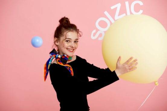 丝巾品牌SOIZIC少女可：打破人们固有的观念，重新定义丝巾